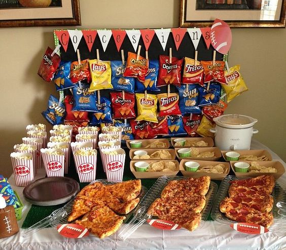 Circus Birthday Party Ideas Kids - Circus themed snack Table