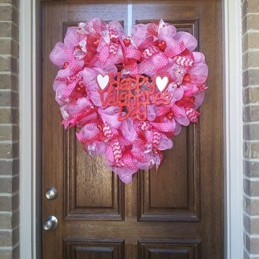 Valentine's heart shaped deco mesh wreath