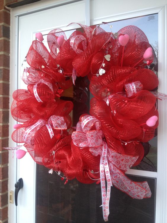 Valentines Day Wreath #valentines #dollarstore