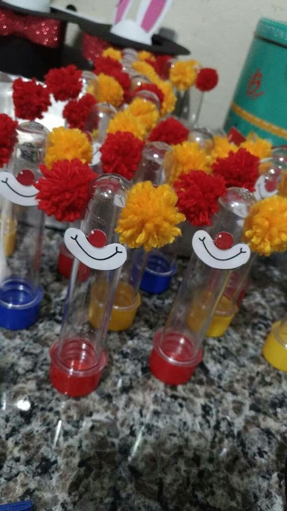 Circus Birthday Party Ideas Kids- Clown Favor Tubes