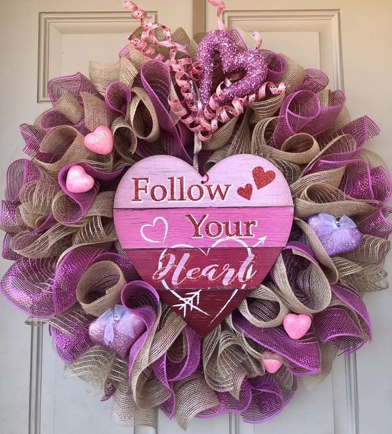 Valentine Deco Mesh wreath