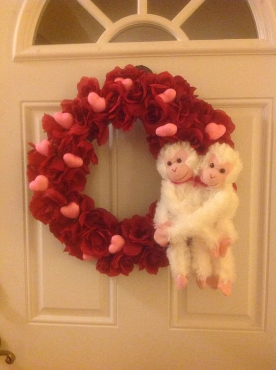 Valentines Day Wreath #valentines #dollarstore